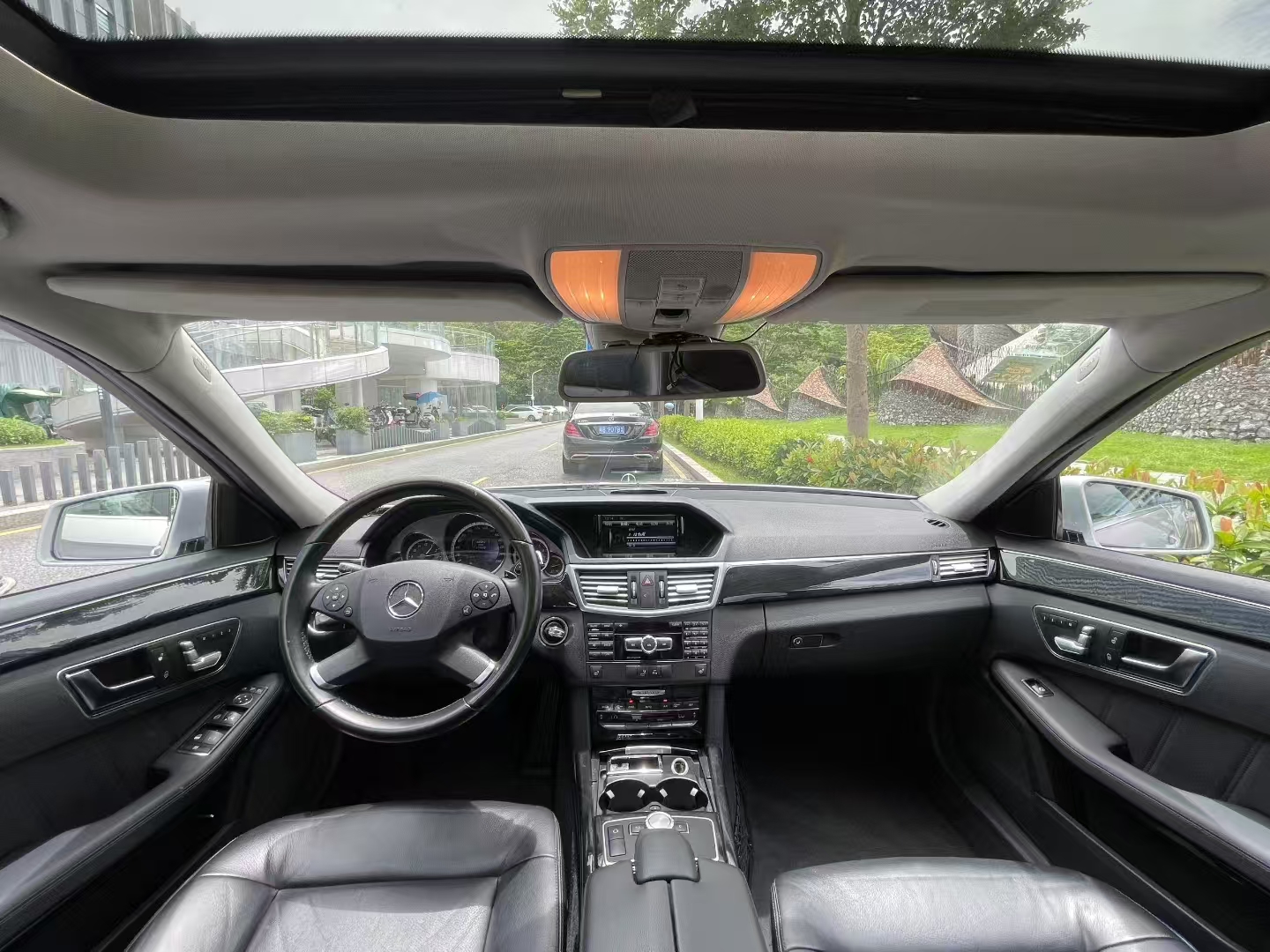 奔驰E级 2013款 E 260 L CGI时尚型