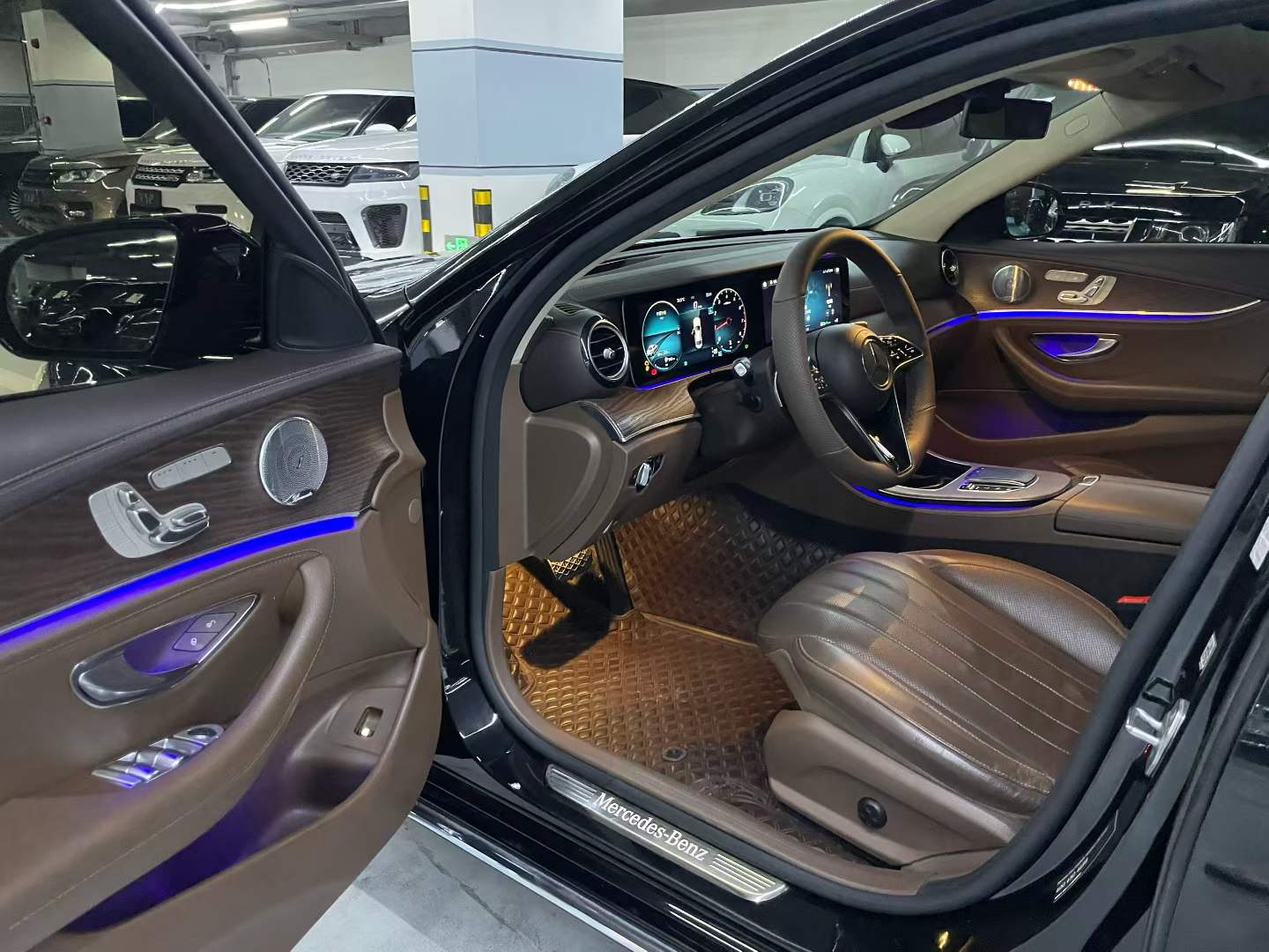 奔驰E级 2021款 E 300 L 尊贵型