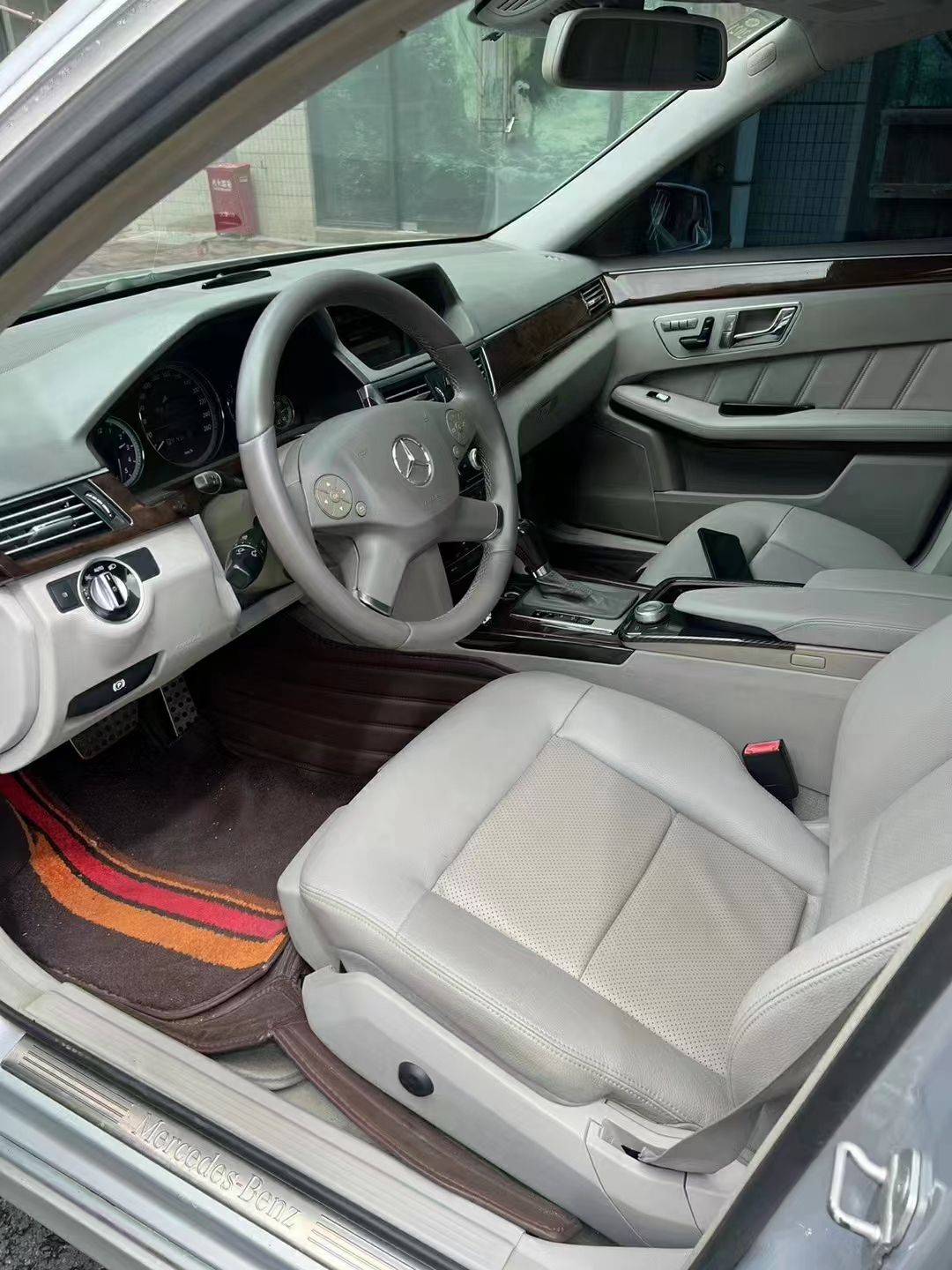 奔驰E级 2011款 E 200 L CGI优雅型