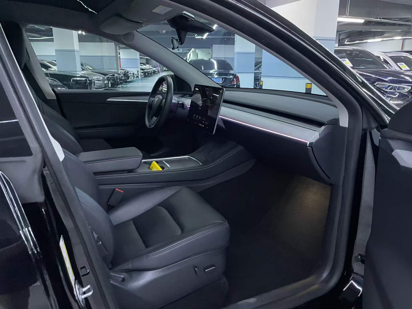Model Y 2022款 长续航全轮驱动版