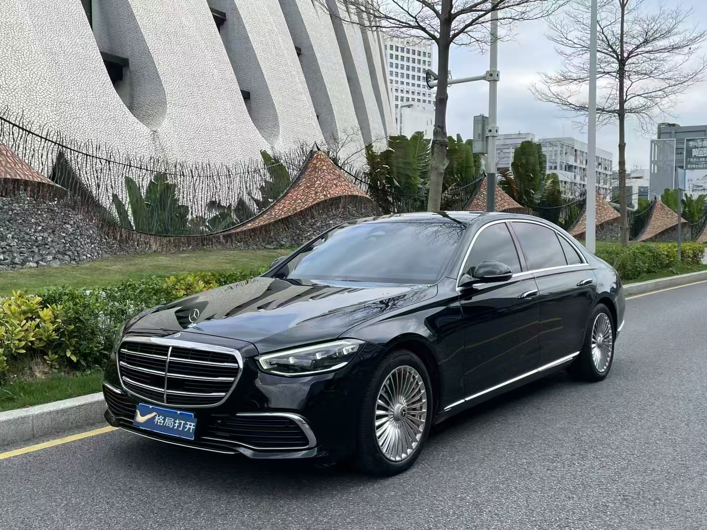 奔驰S级 2023款 改款 S 400 L 商务型
