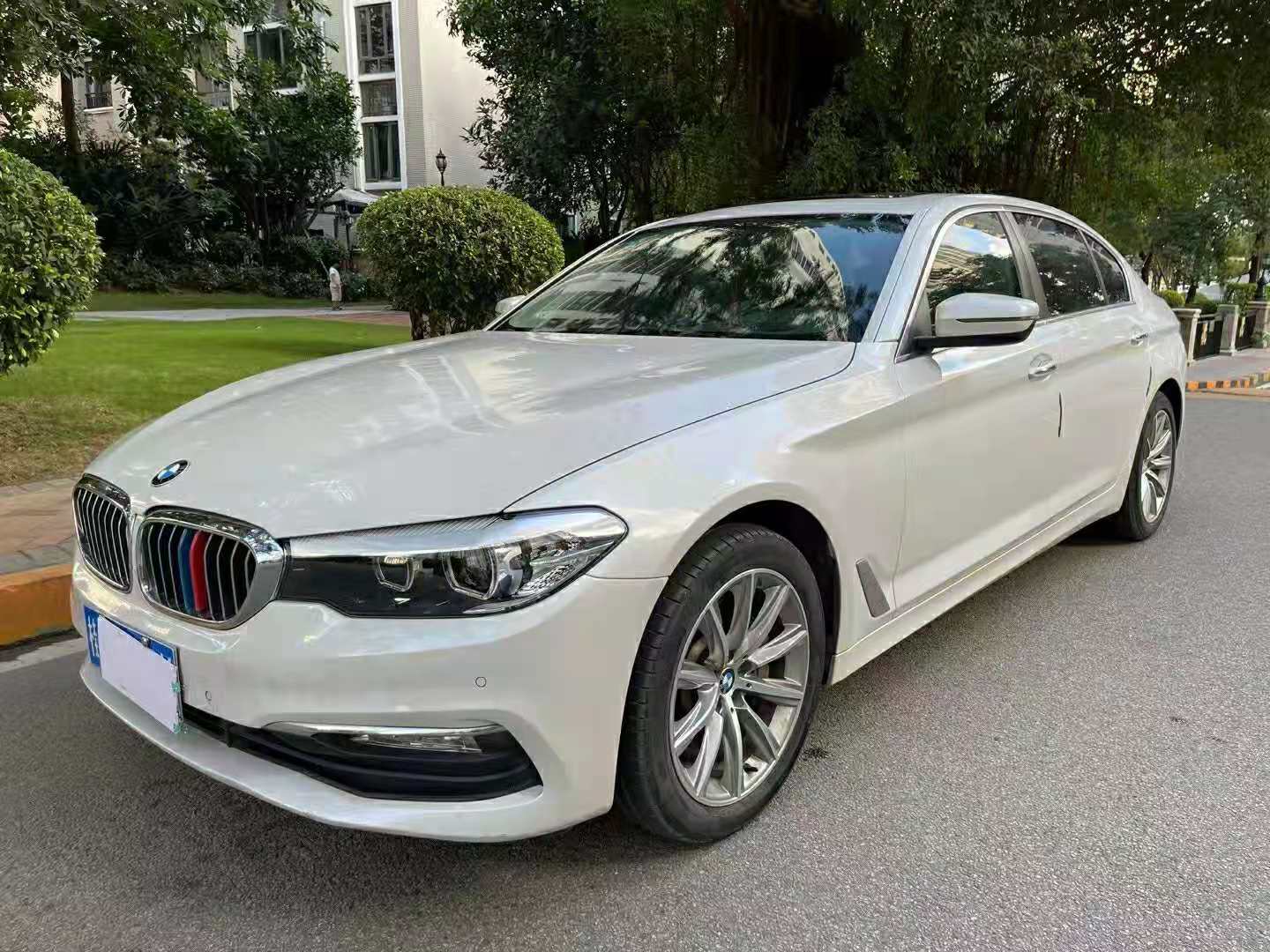 宝马5系 2018款 528li 上市特别版-一手抵押车网站