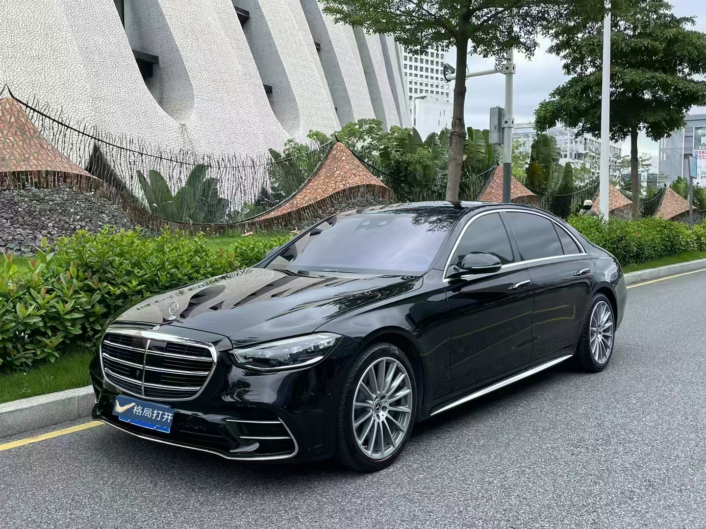 奔驰S级 2023款 改款 S 450 L 4MATIC