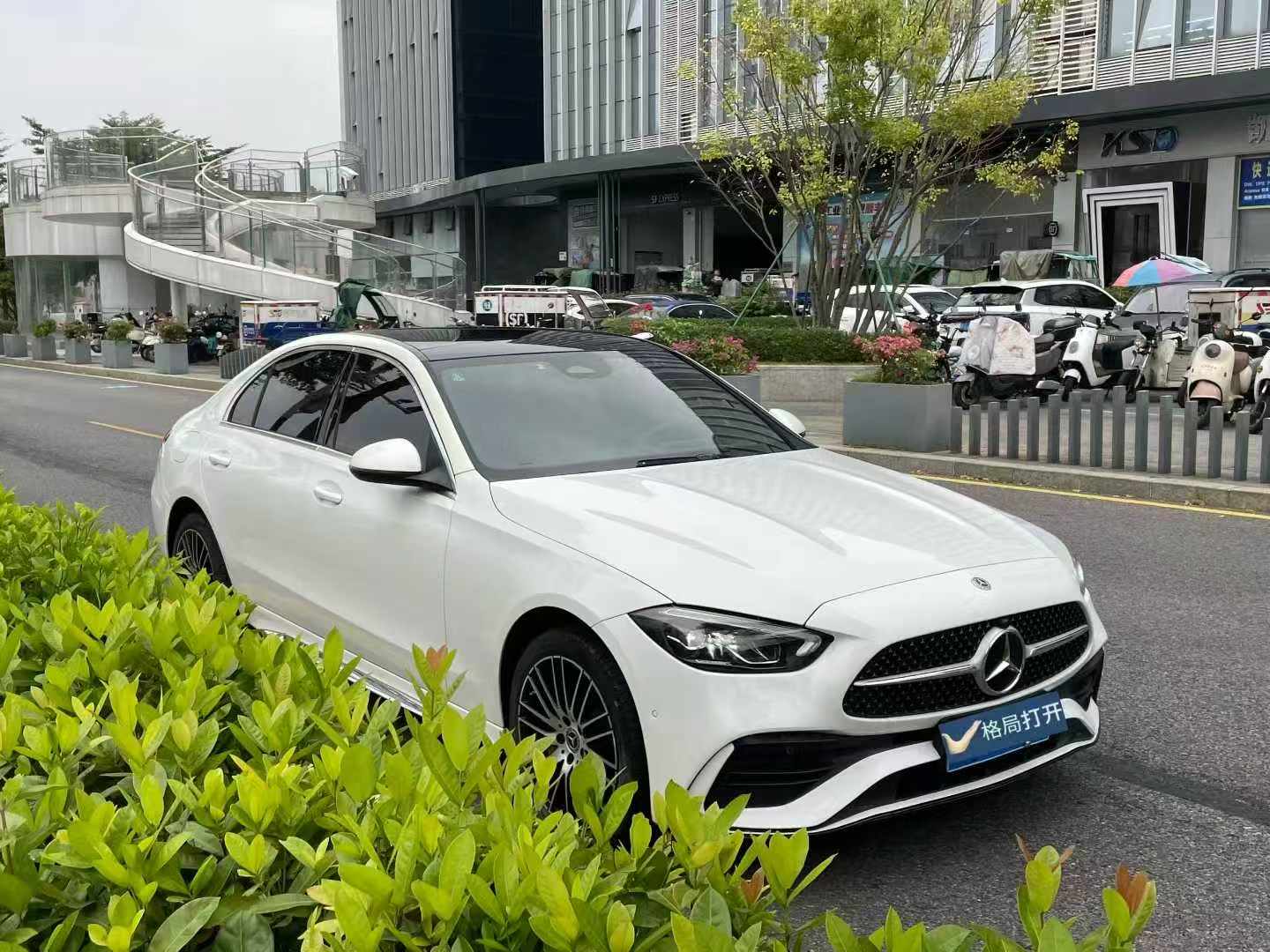 奔驰C级 2023款 C 260 L 运动版