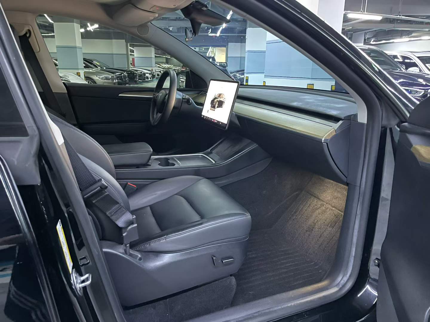 Model Y 2022款 改款 后轮驱动版