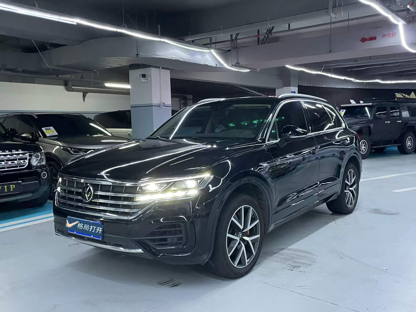 途锐 2021款 3.0TSI 锐享版 经典运动套装