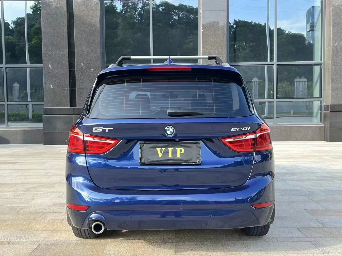 宝马2系旅行车 2019款 220i 豪华套装