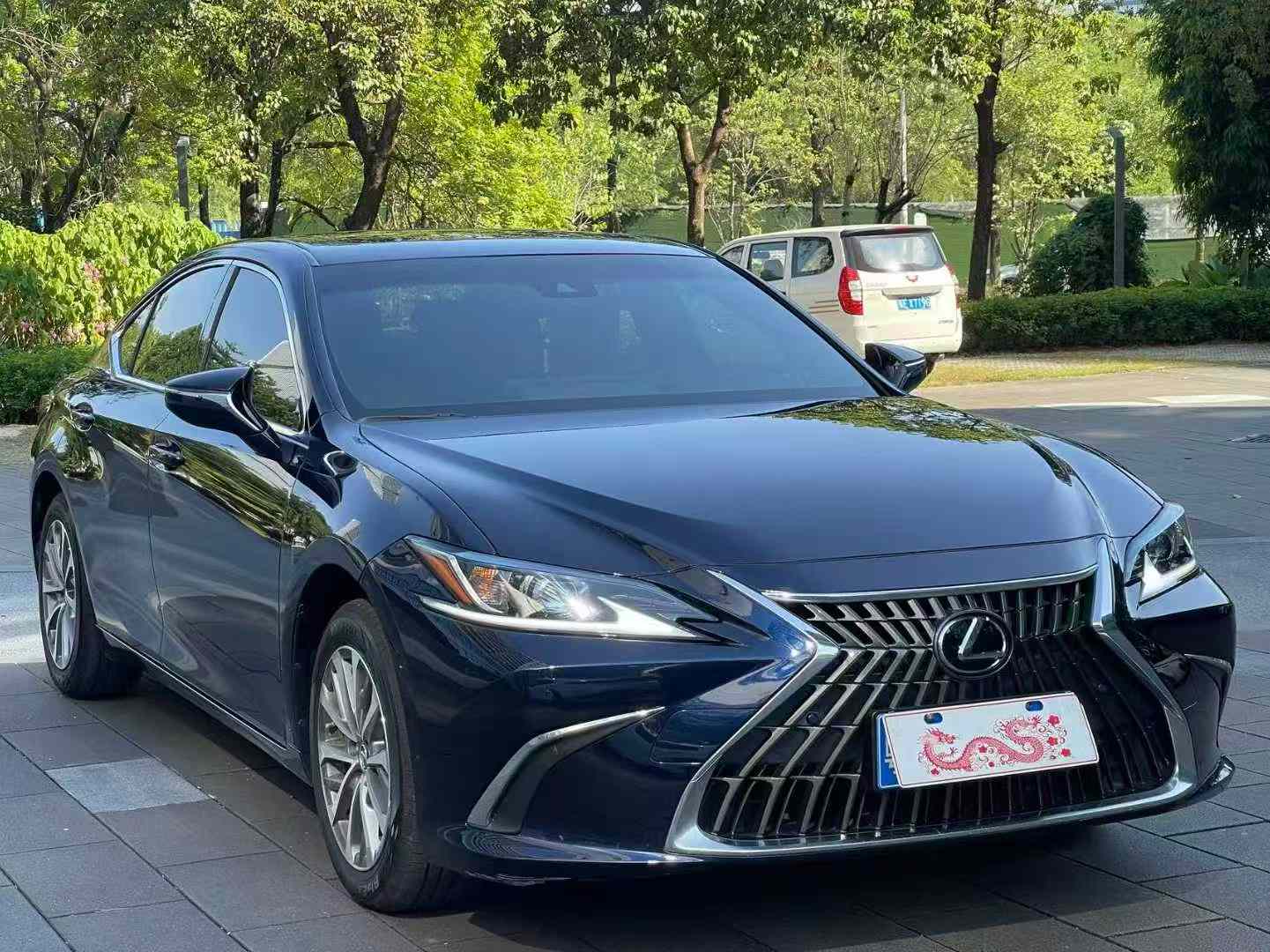 雷克萨斯ES 2022款 200 卓越版