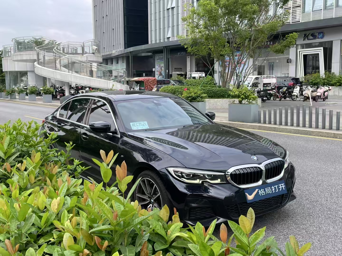 宝马3系 2020款 改款 325Li 首发版