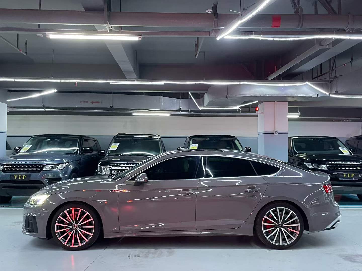奥迪A5 2022款 Sportback 40 TFSI 时尚致雅型