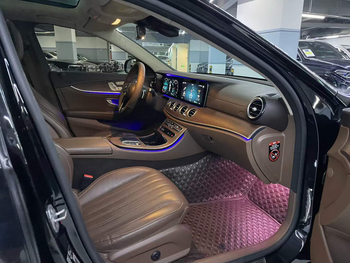 奔驰E级 2021款 E 300 L 尊贵型