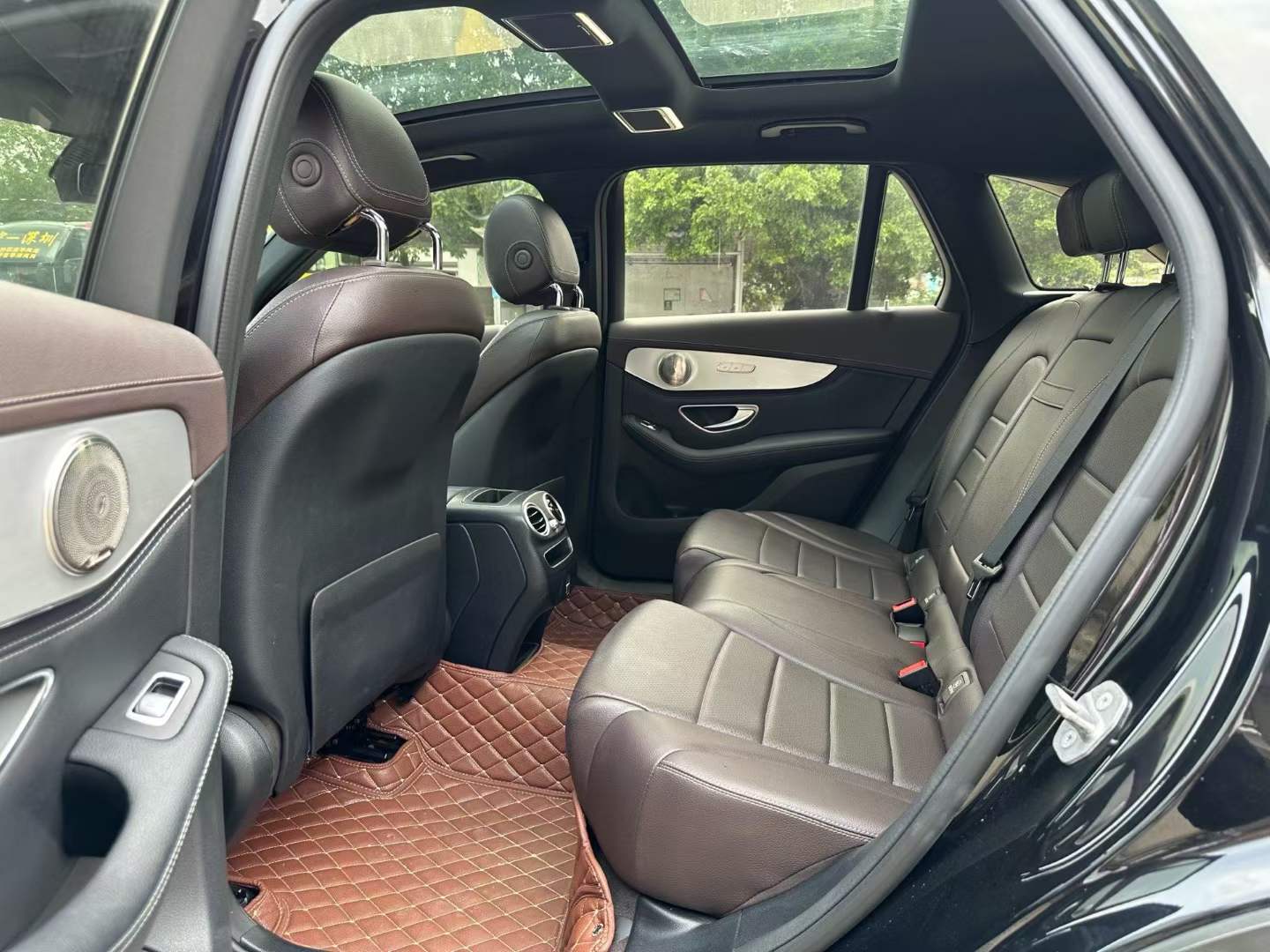 奔驰GLC 2020款 改款 GLC 260 L 4MATIC 动感型