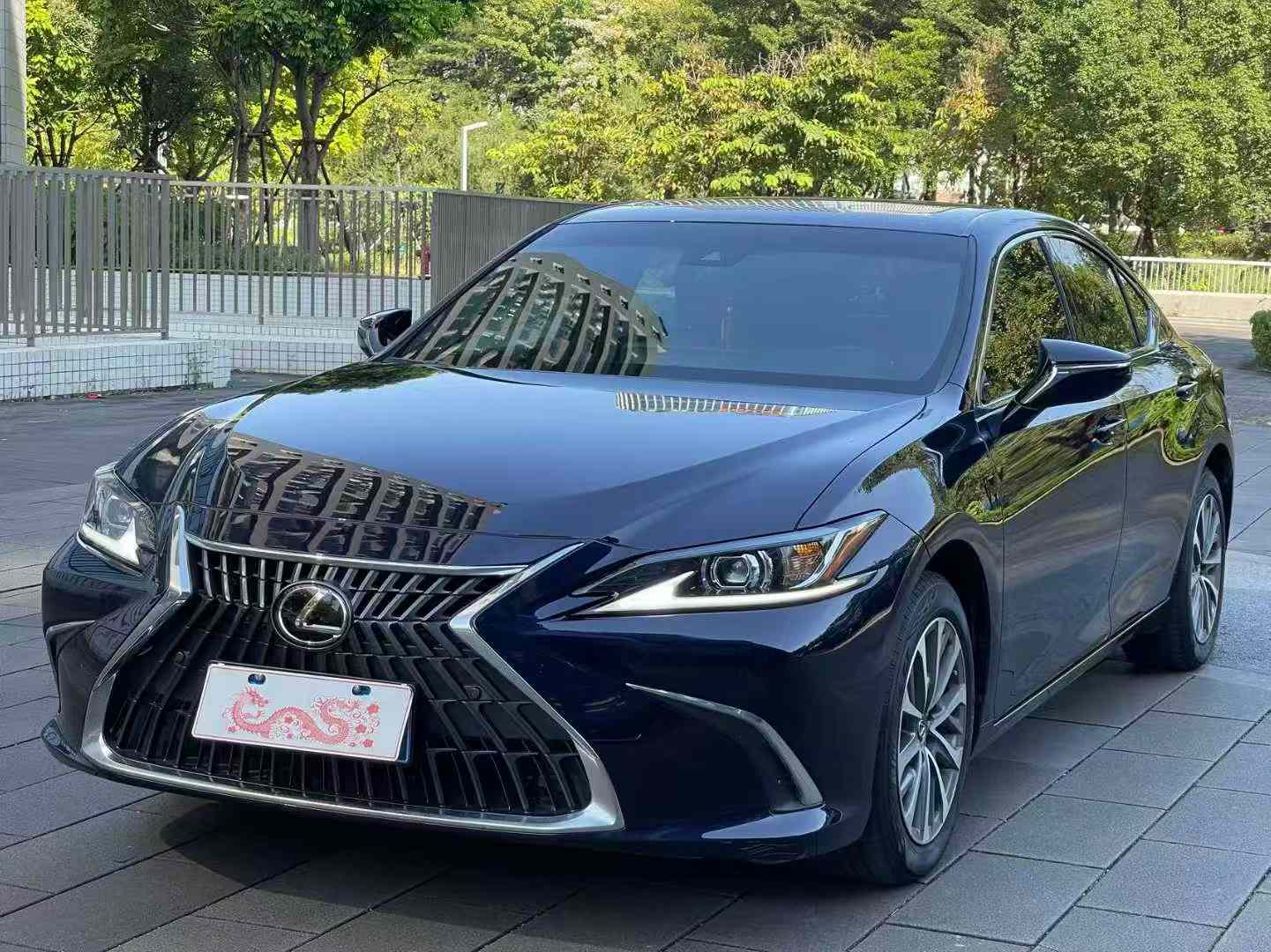 雷克萨斯ES 2022款 200 卓越版