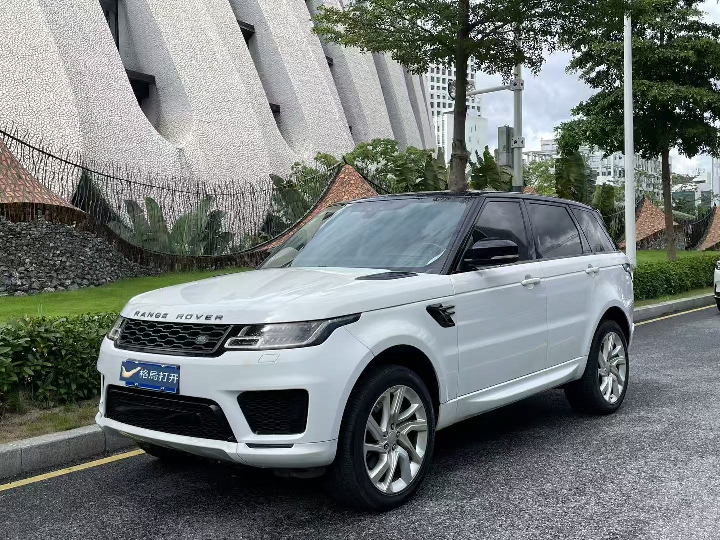 揽胜运动版 2018款 3.0 SC V6 HSE DYNAMIC
