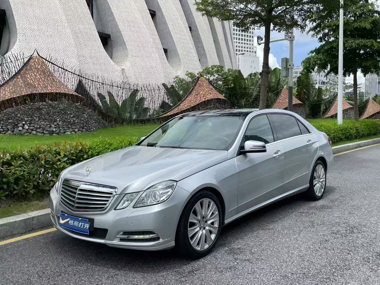 奔驰E级 2013款 E 260 L CGI时尚型
