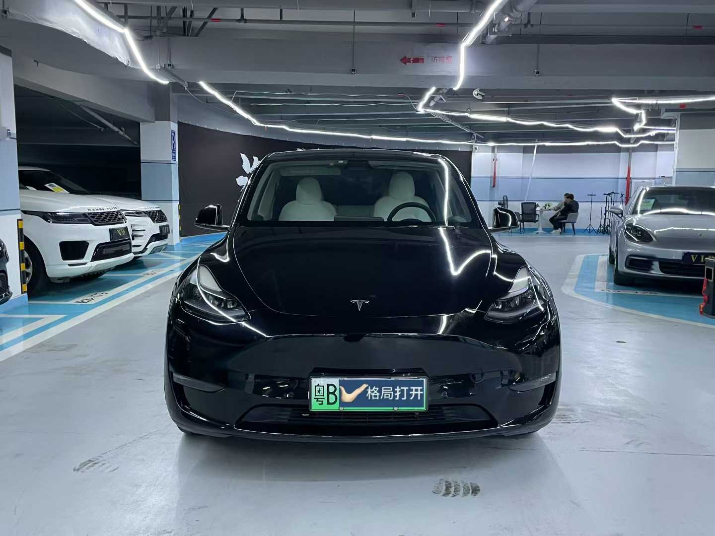 Model Y 2021款 标准续航后驱版