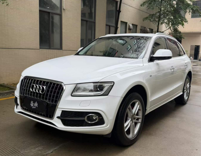 奥迪Q5 2018款 典藏版 40 TFSI 技术型