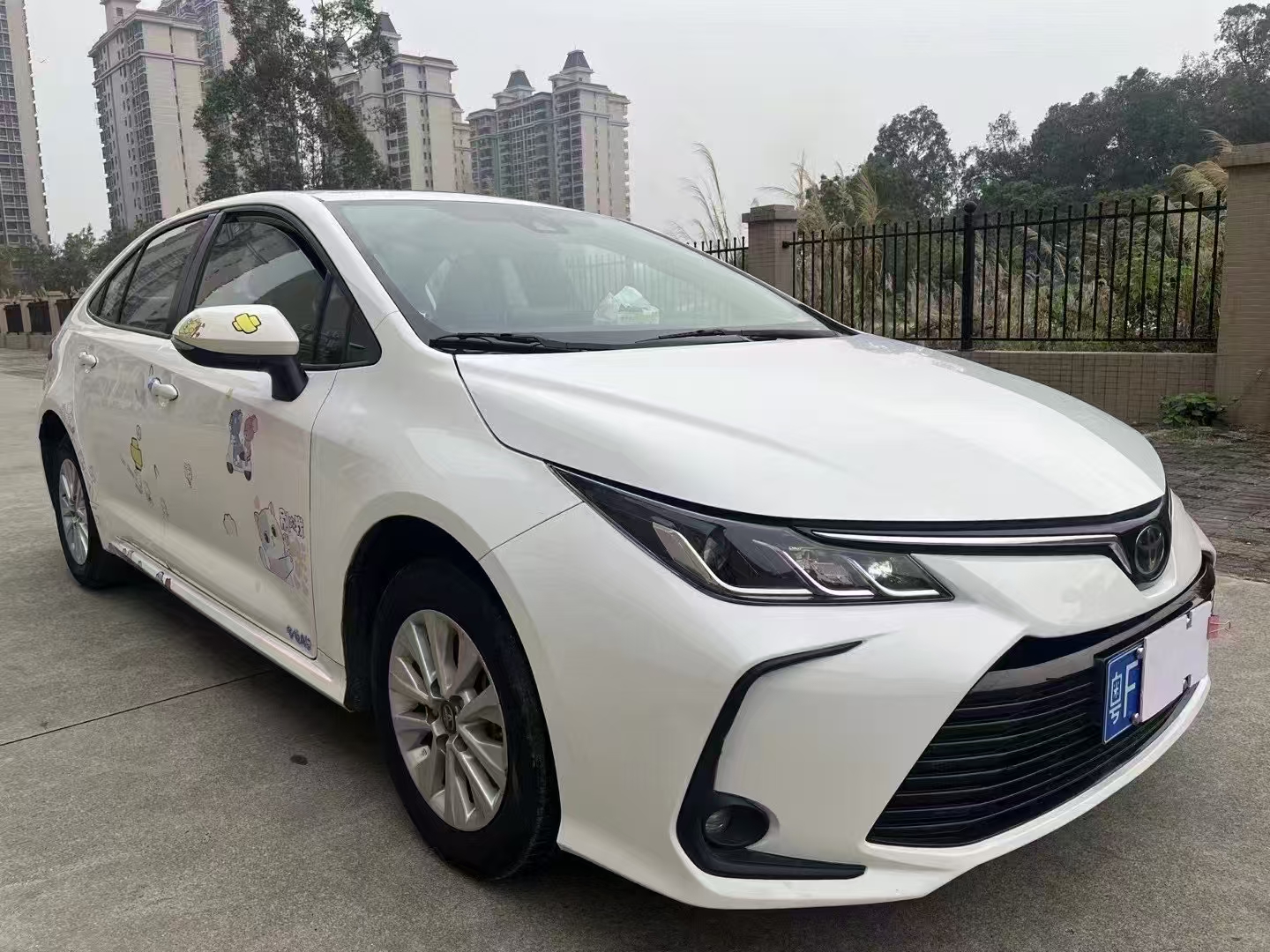 卡罗拉 2021款 1.2T S-CVT 精英版