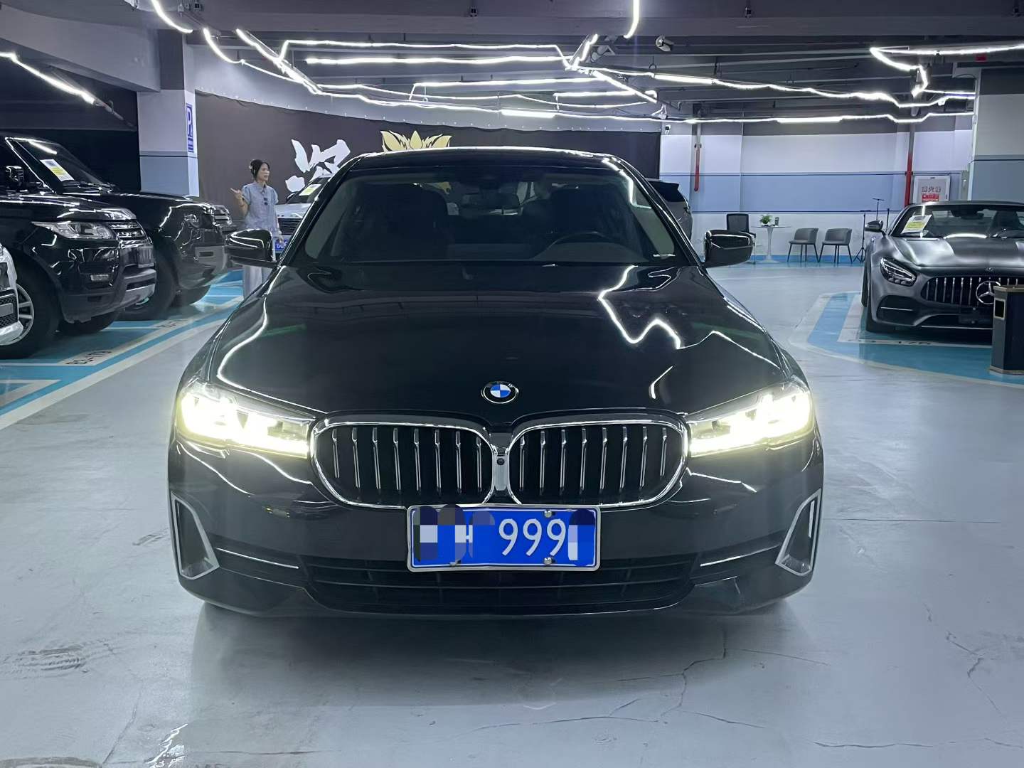 宝马5系 2022款 改款二 530Li 尊享型 豪华套装