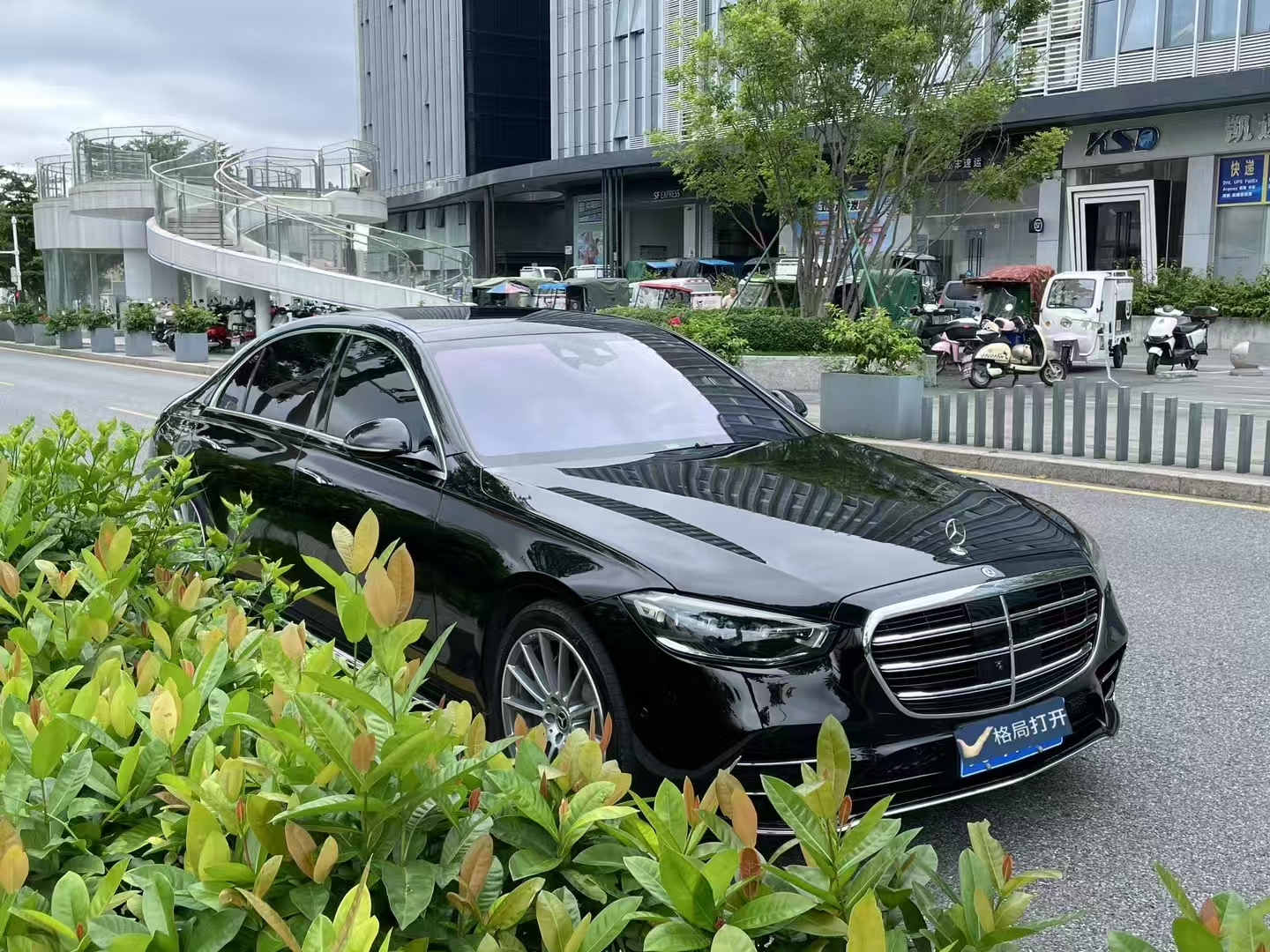 奔驰S级 2023款 改款 S 450 L 4MATIC
