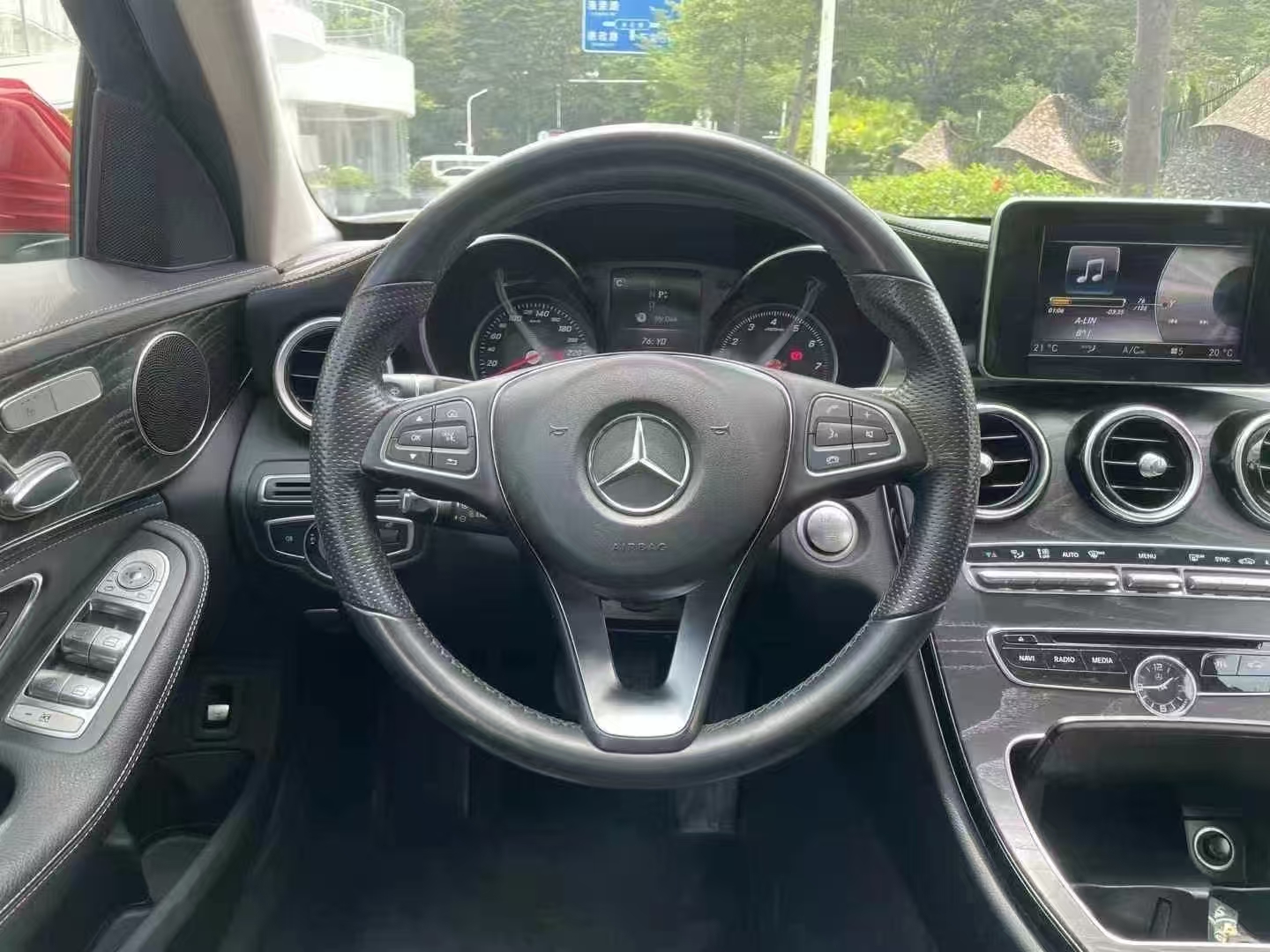 奔驰C级 2015款 改款 C 200 L 运动型