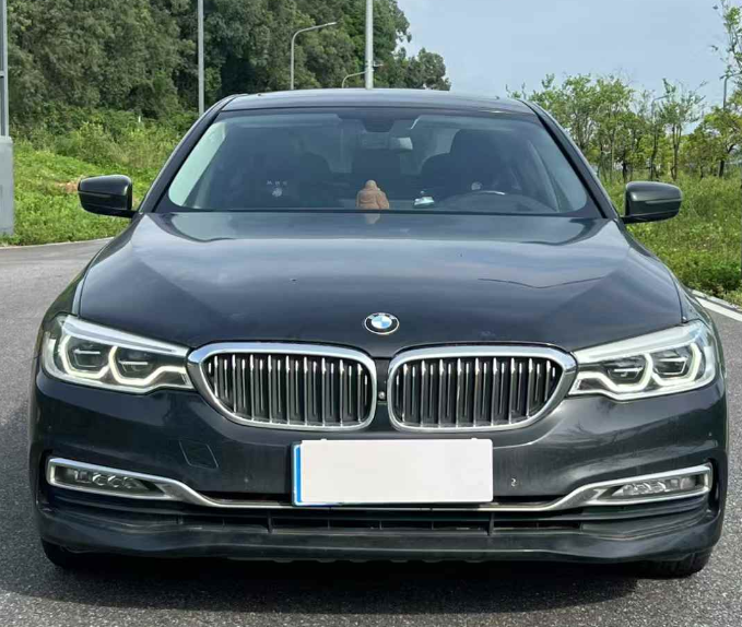 宝马5系 2018款 530Li 尊享型 豪华套装