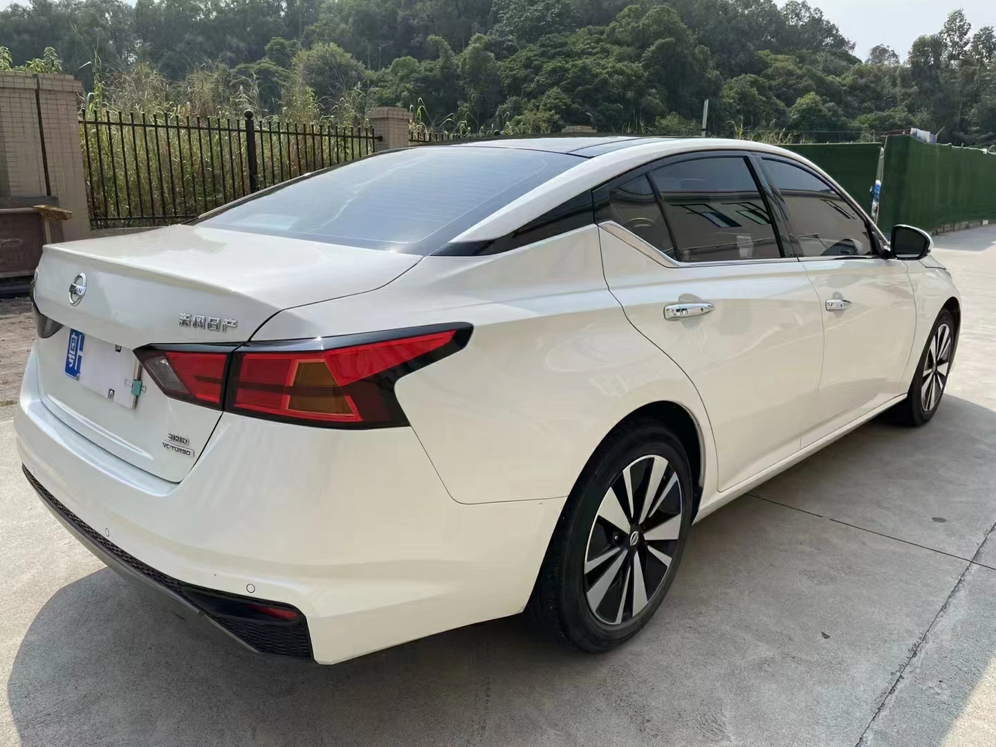 天籁2021款 2.0t xl 智进版-英德市一手抵押车交易