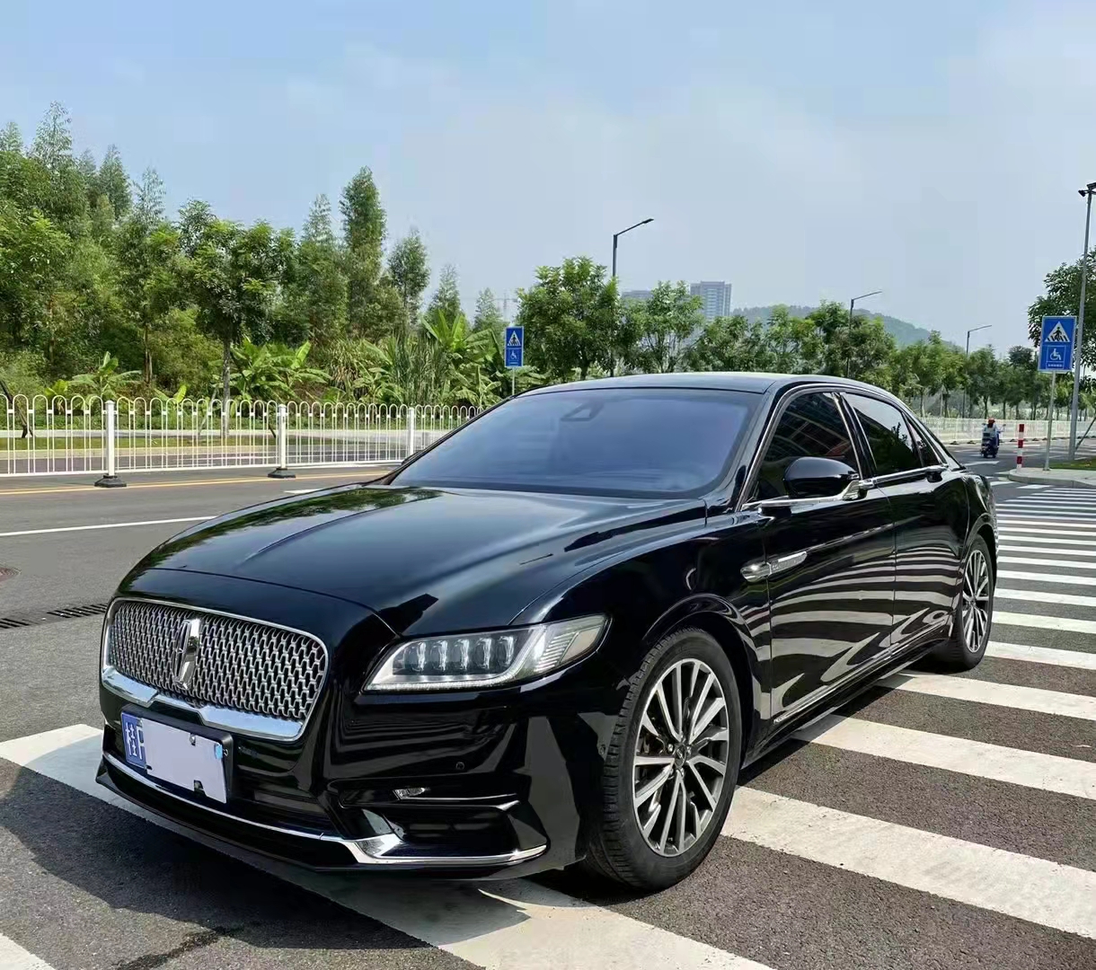 林肯大陆 2017款 2.0t 两驱尊雅版-汇典抵押车交易交流网