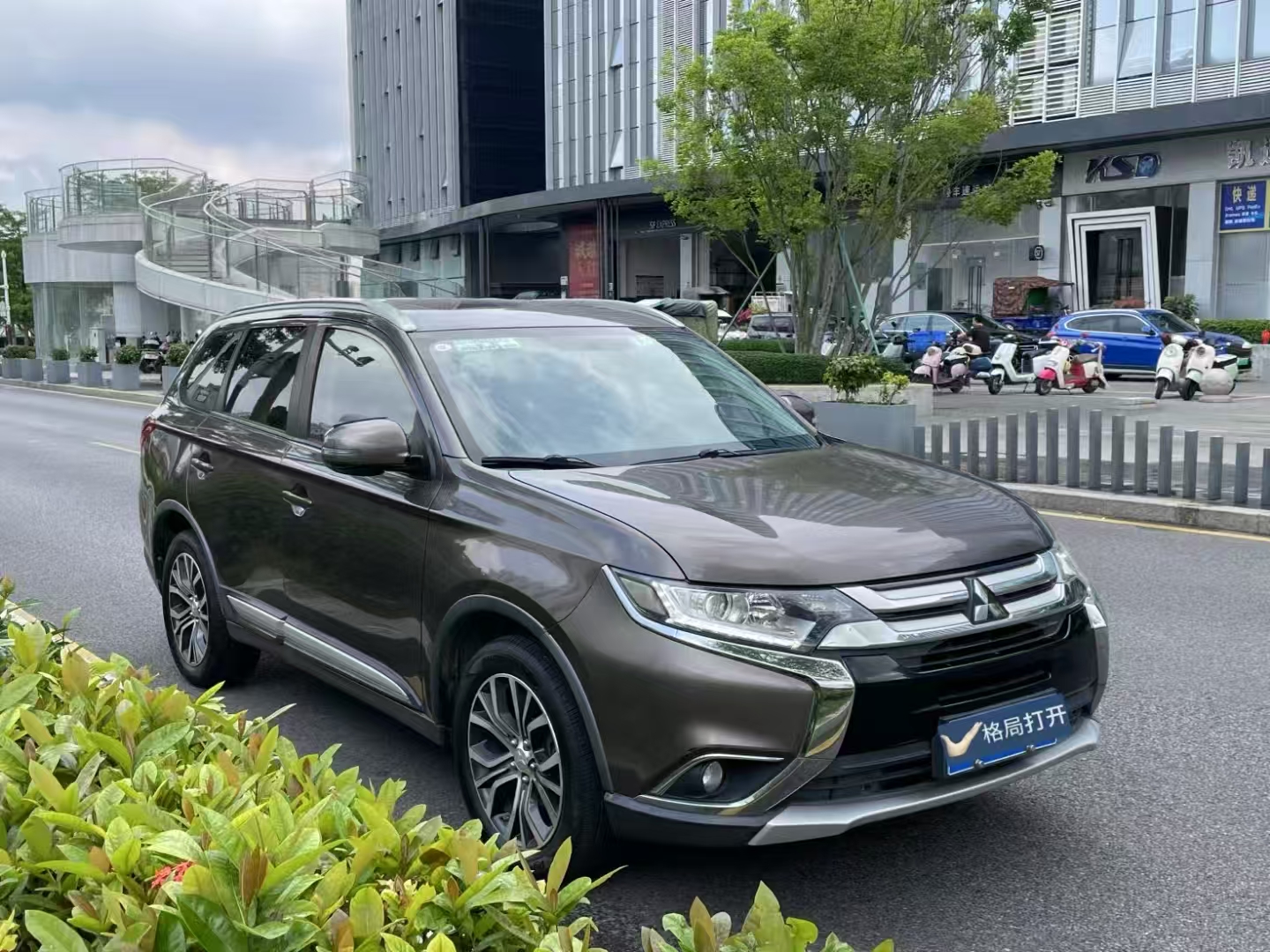 欧蓝德 2018款 2.0L 两驱荣耀版 5座