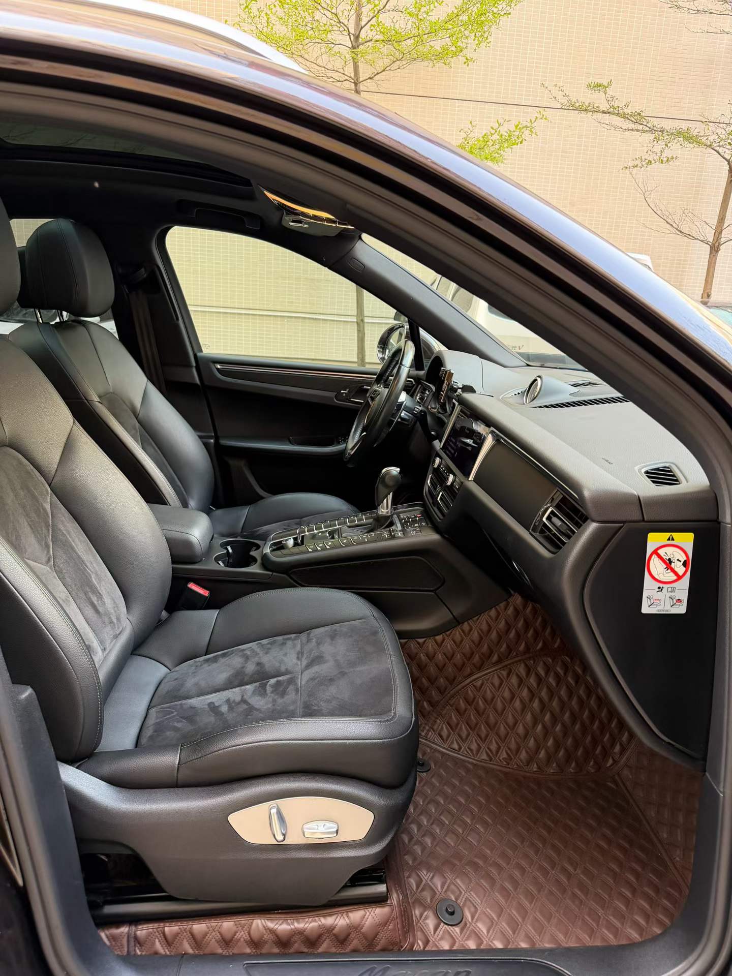 Macan 2021款 Macan 2.0T