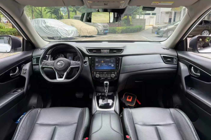 奇骏 2020款 2.0L XL ITS CVT 2WD智联舒适版