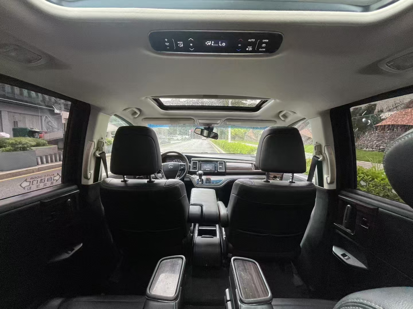 艾力绅 2016款 2.4L 至尊版