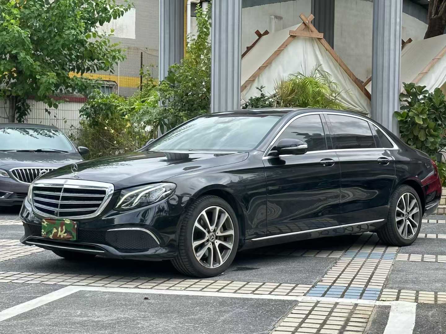 奔驰E级 2017款 E 300 L 豪华型