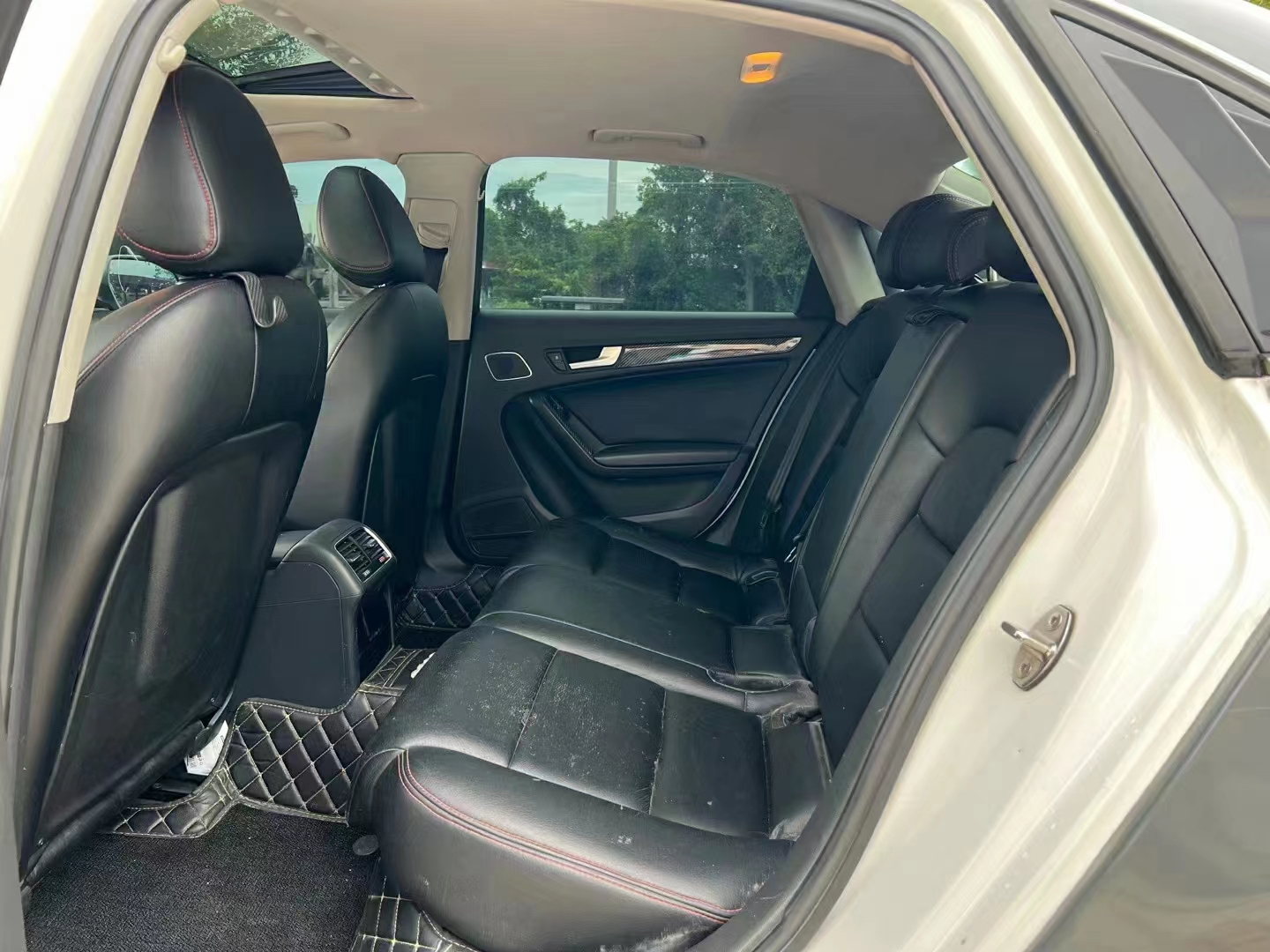 奥迪A4L 2013款 35 TFSI 自动标准型-一手抵押车资源-汇典抵押车