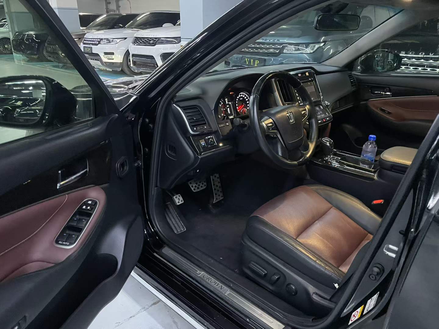 皇冠 2018款 2.0T 运动版