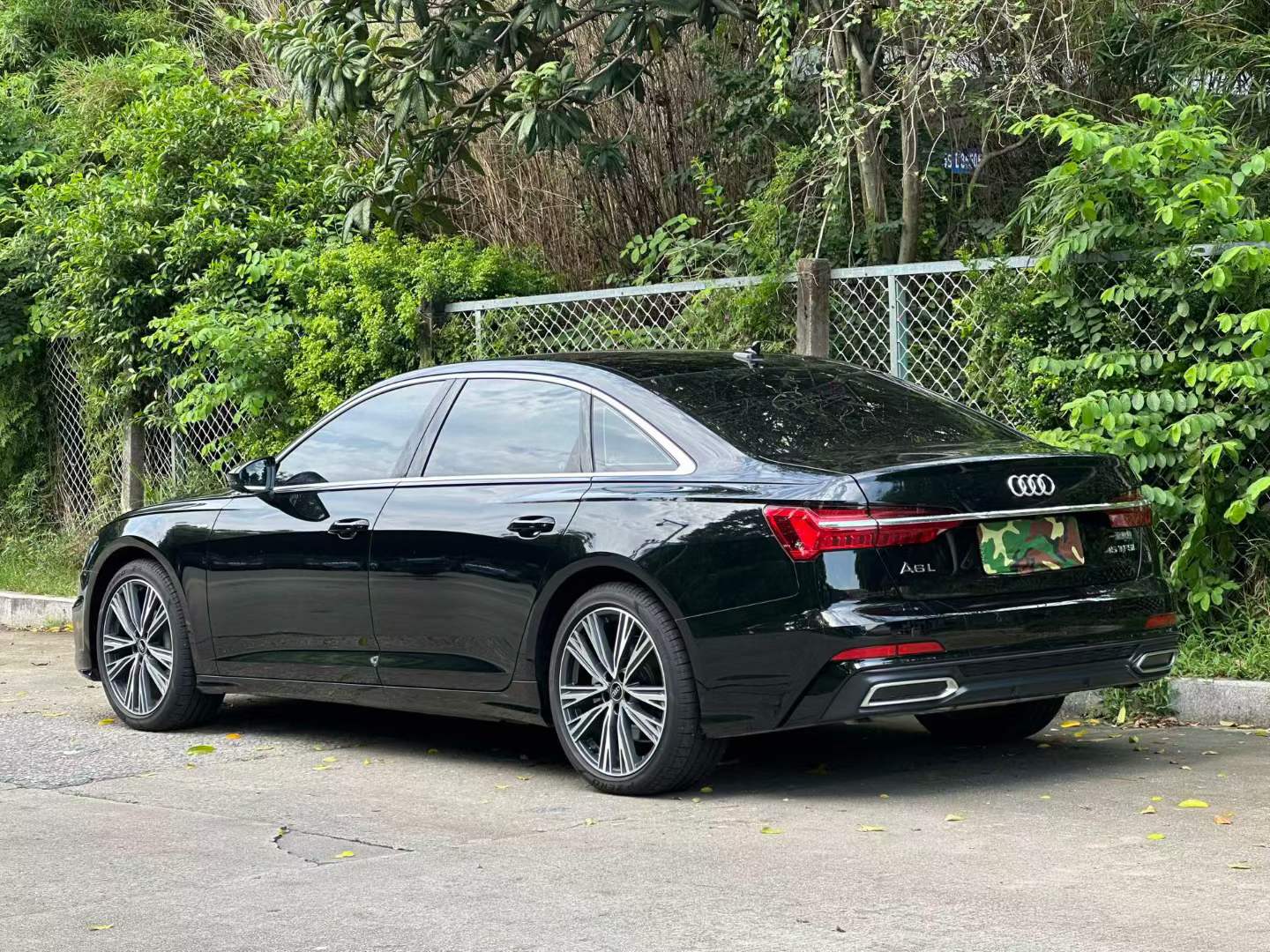 奥迪A6L 2022款 45 TFSI 臻选动感型