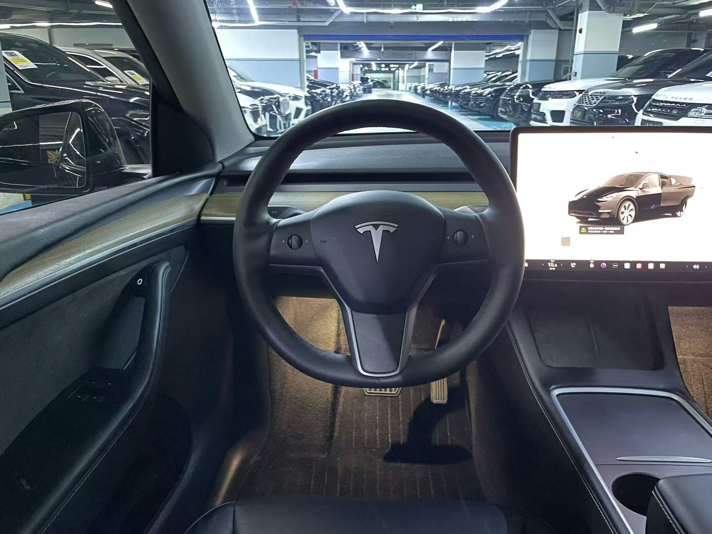 Model Y 2022款 改款 后轮驱动版
