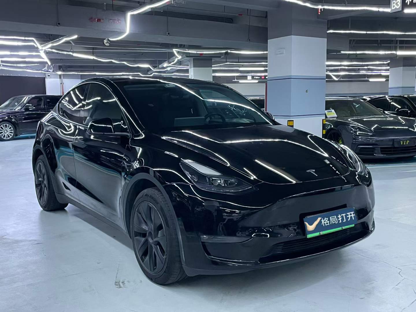Model Y 2022款 长续航全轮驱动版