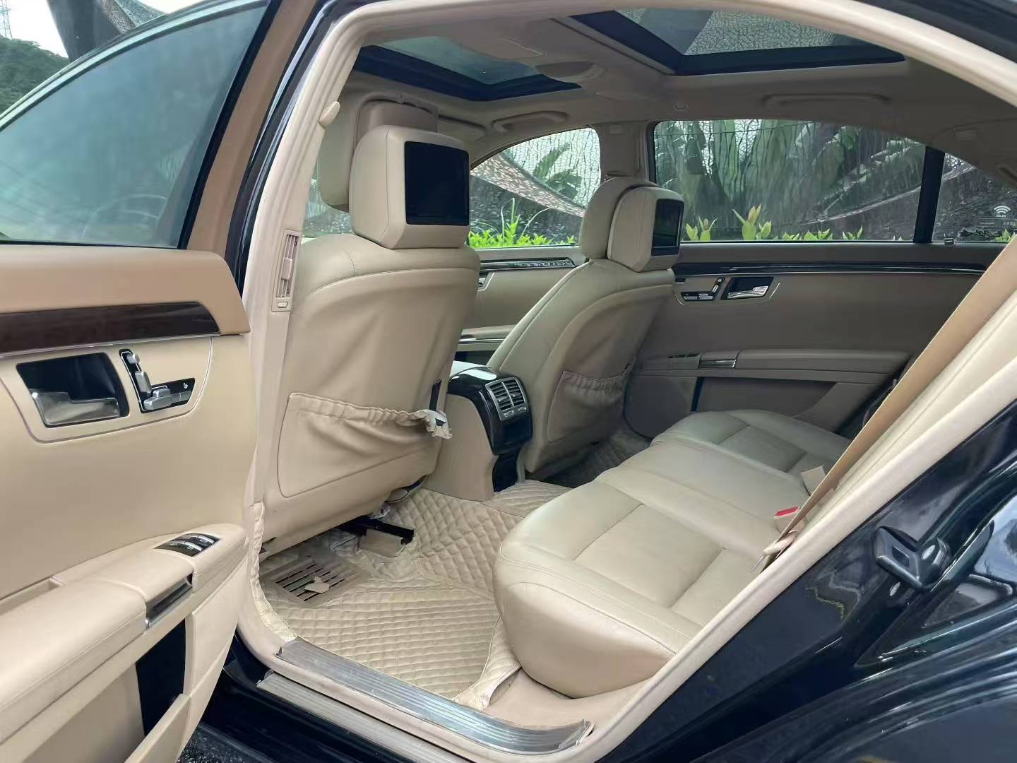 奔驰S级 2012款 S 300 L 商务型 Grand Edition