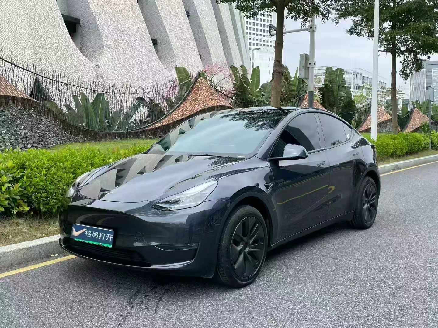 Model Y 2022款 长续航全轮驱动版
