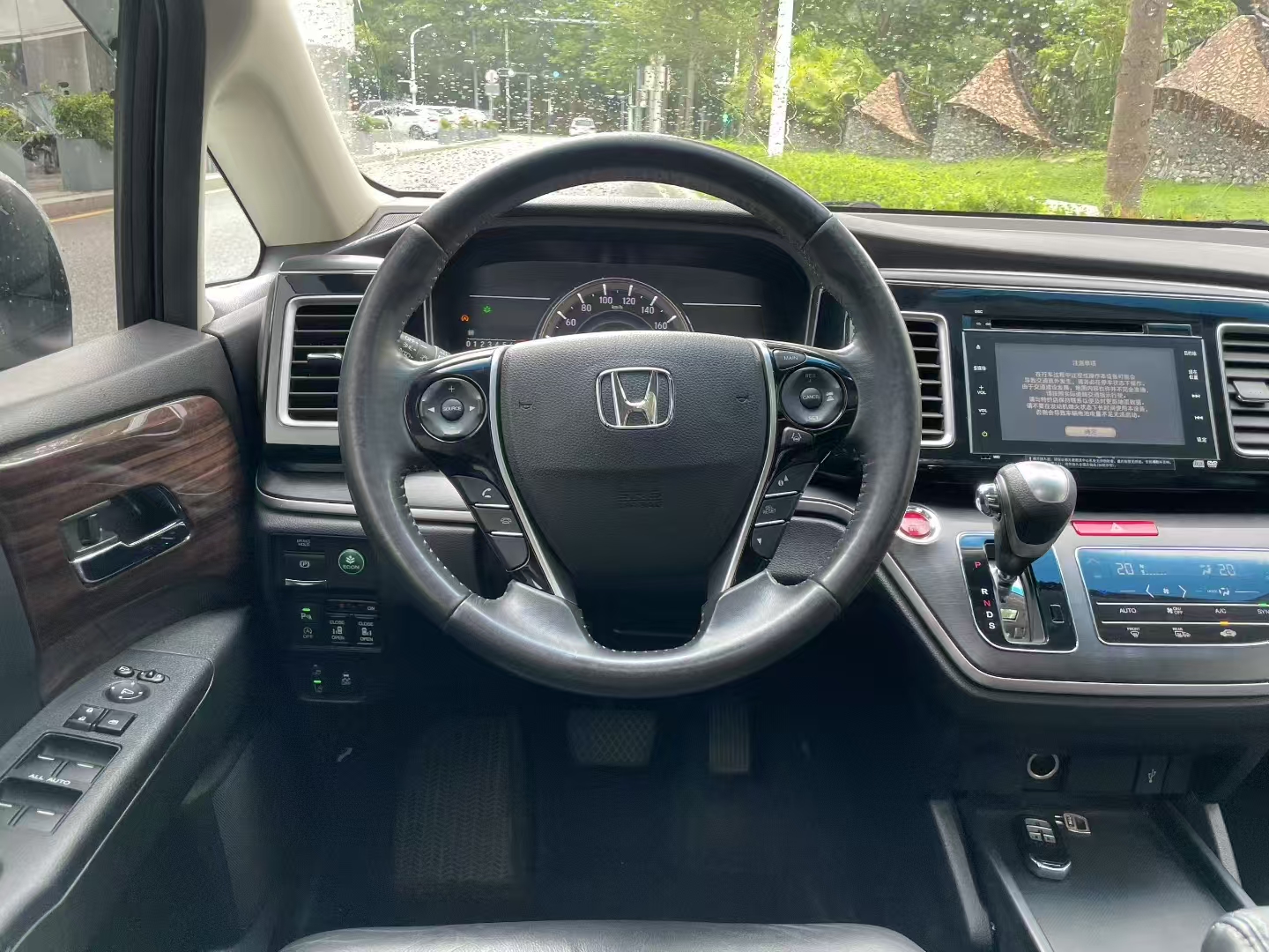 艾力绅 2016款 2.4L 至尊版