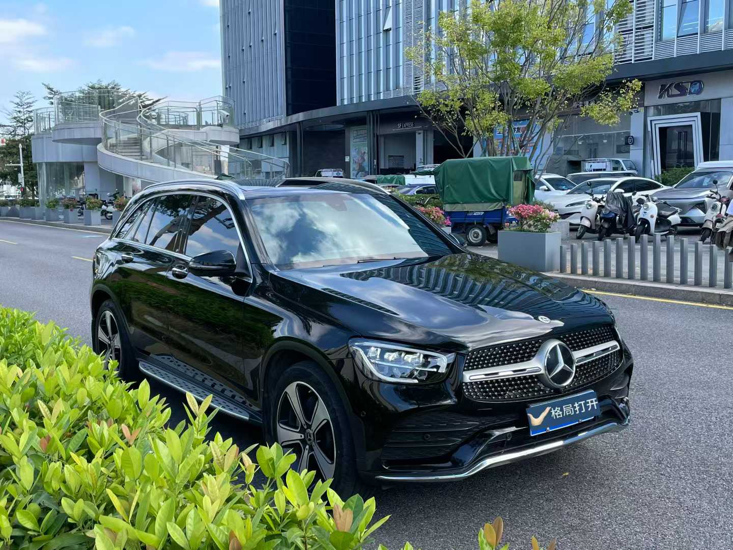 奔驰GLC 2022款 改款三 GLC 300 L 4MATIC 豪华型