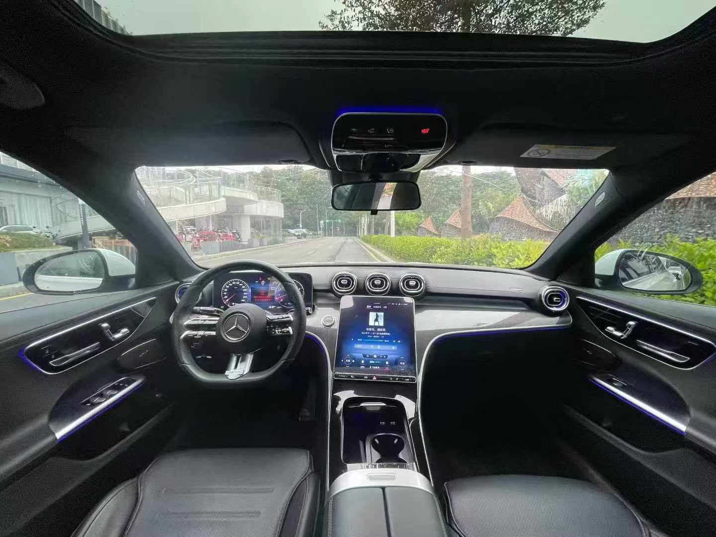 奔驰C级 2023款 C 260 L 运动版