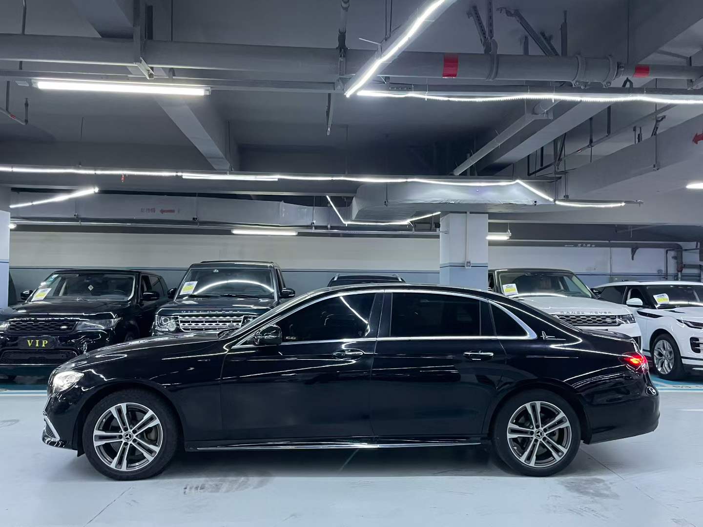 奔驰E级 2021款 E 260 L