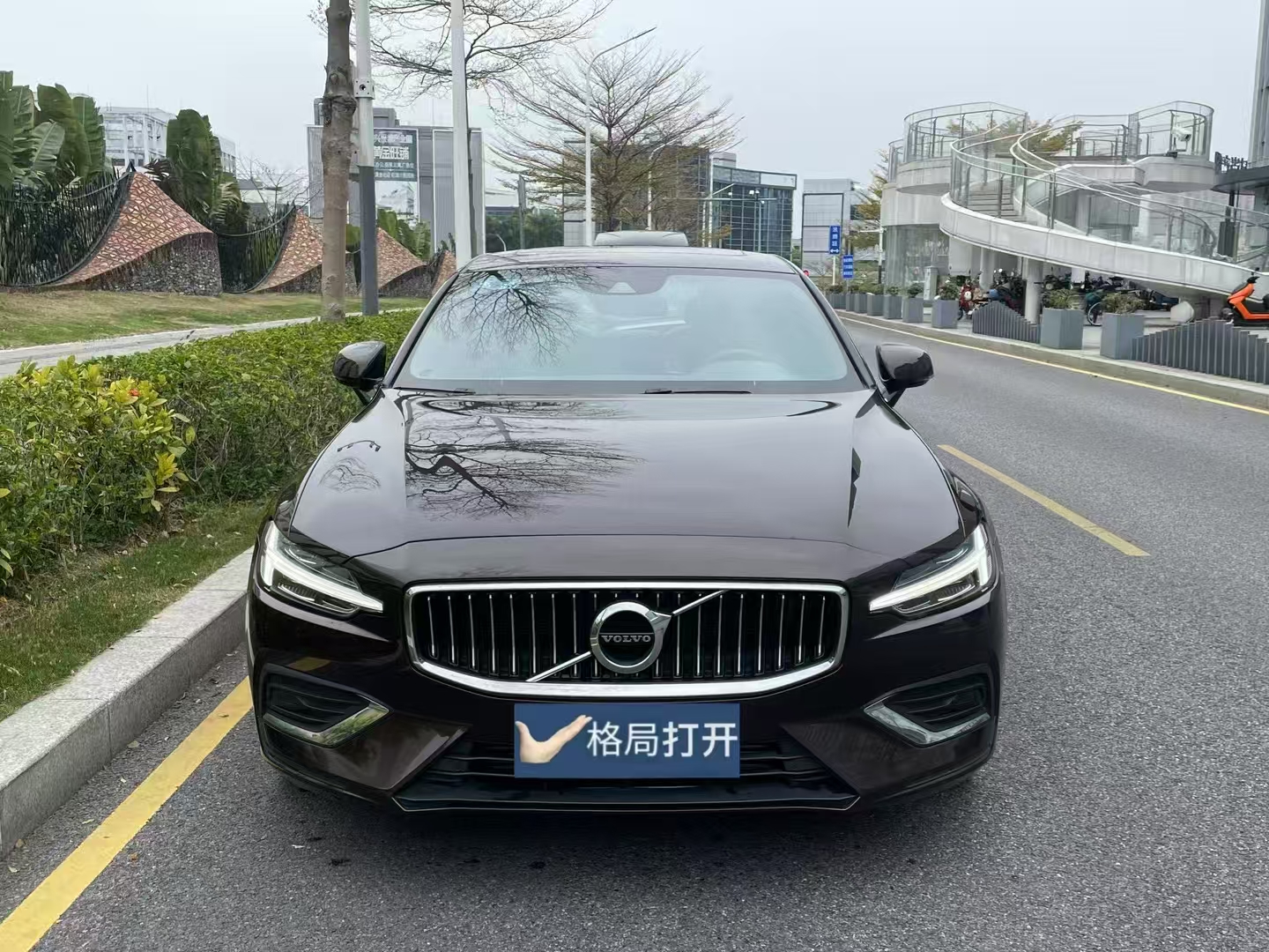 沃尔沃S60 2021款 T4 智逸豪华版
