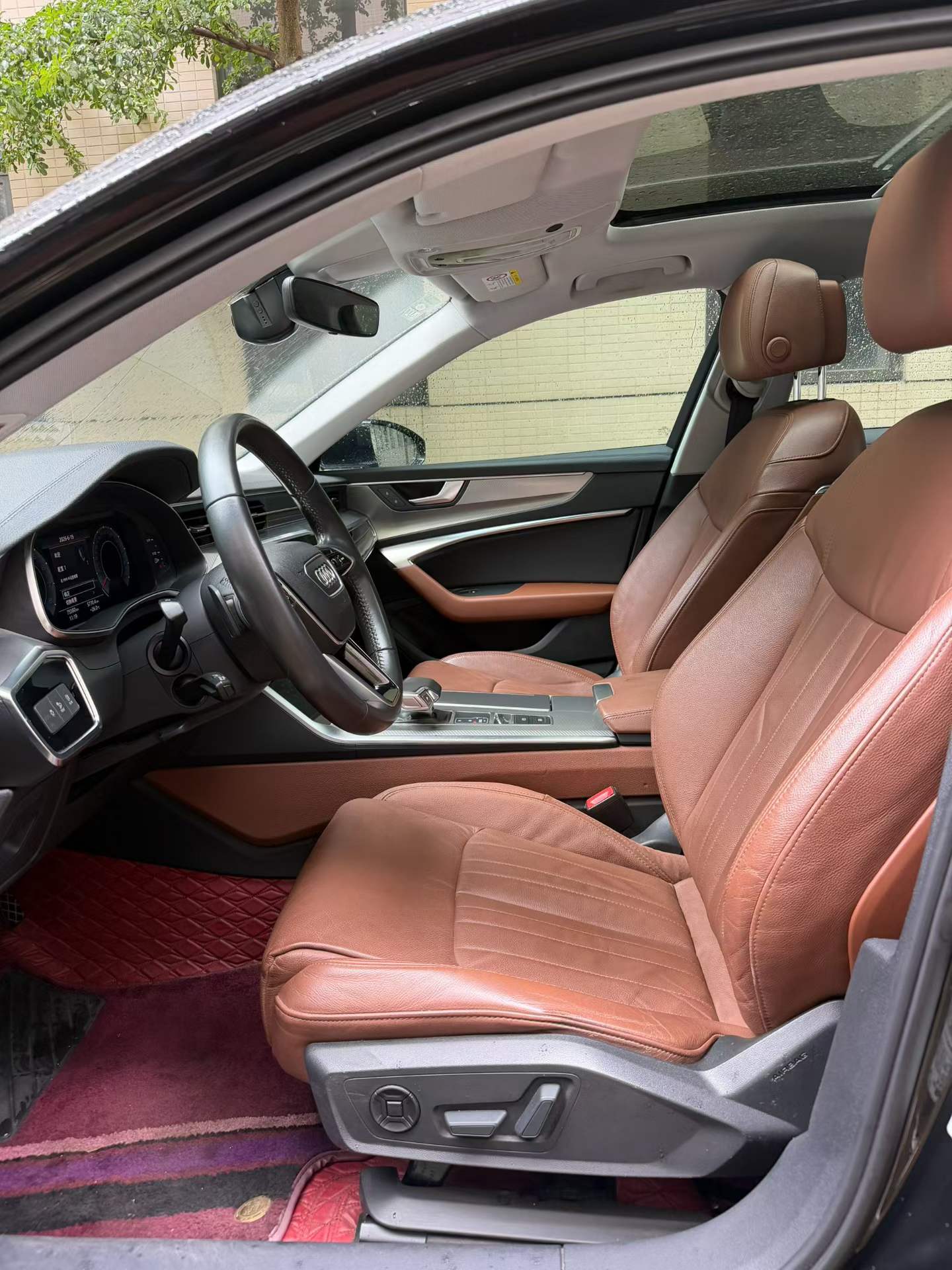 奥迪A6L 2019款 40 TFSI 豪华致雅型