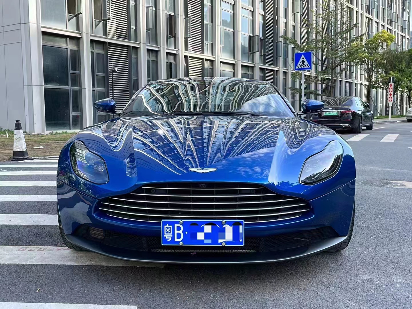 阿斯顿·马丁DB11 2017款 4.0T V8