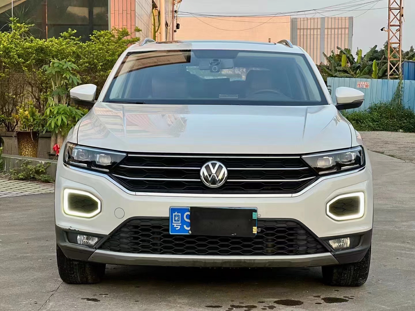 T-ROC探歌 2020款 230TSI DSG两驱进取型