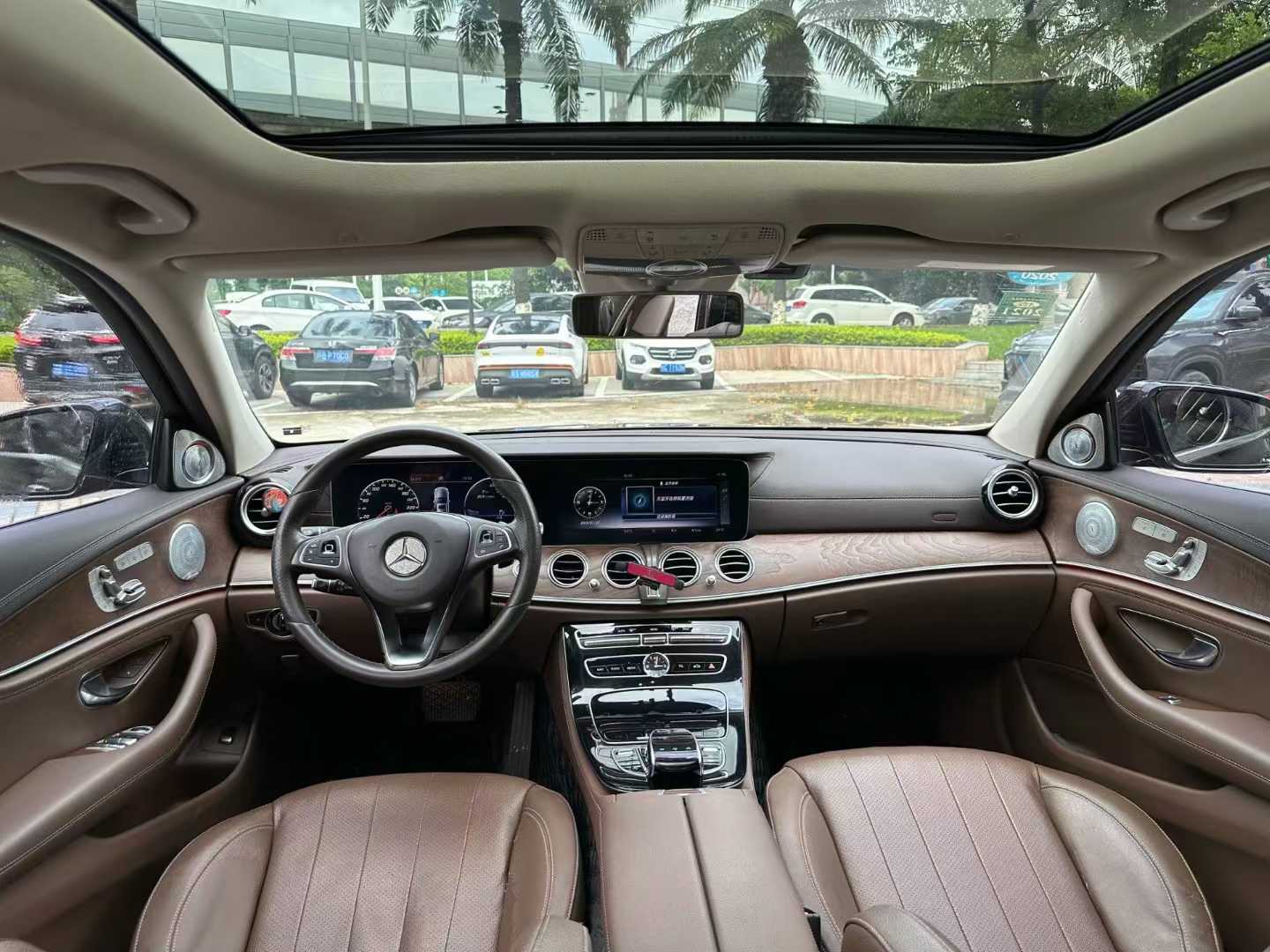 奔驰E级 2017款 E 300 L 豪华型