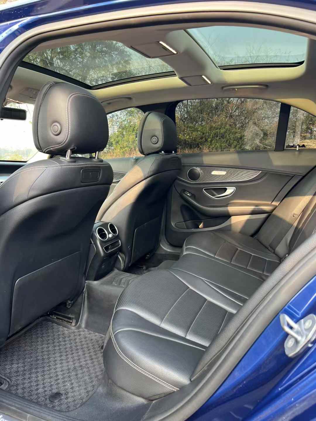 奔驰C级 2019款 C 260 L 运动版